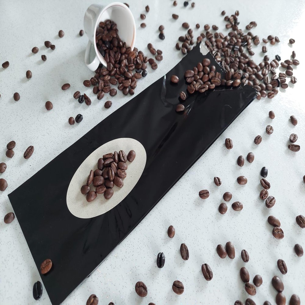 1 kg Honduras Scarlet Roast Macaw Mountain Coffee, Whole Beans