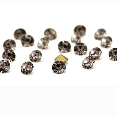 Anevous 288-Piece 7 mm Gray Pointed Rhinestones for Nail Art