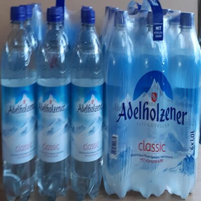Adelholzener Classic Sparkling Mineral Water, 24 x 1 L Bottles, Natural Mineral Water with Single-Use Deposit
