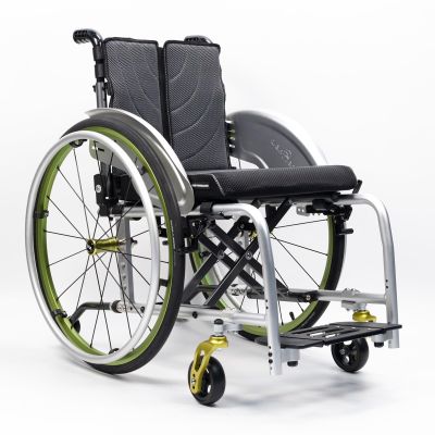 NRNQMTFZ Lightweight Foldable Sports Wheelchair, Self-Propelled, 42 cm Seat Width