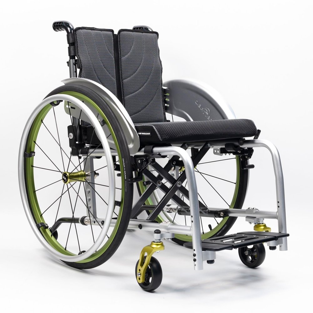 NRNQMTFZ Lightweight Foldable Sports Wheelchair, Self-Propelled, 42 cm Seat Width