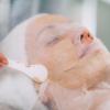 White Nonwoven Facial Gauze, 100 Pieces, Soft and Breathable view 3