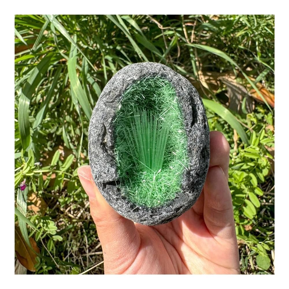 REIUAFWYGV Green Geode Egg, 100–150 g, 1 pc.