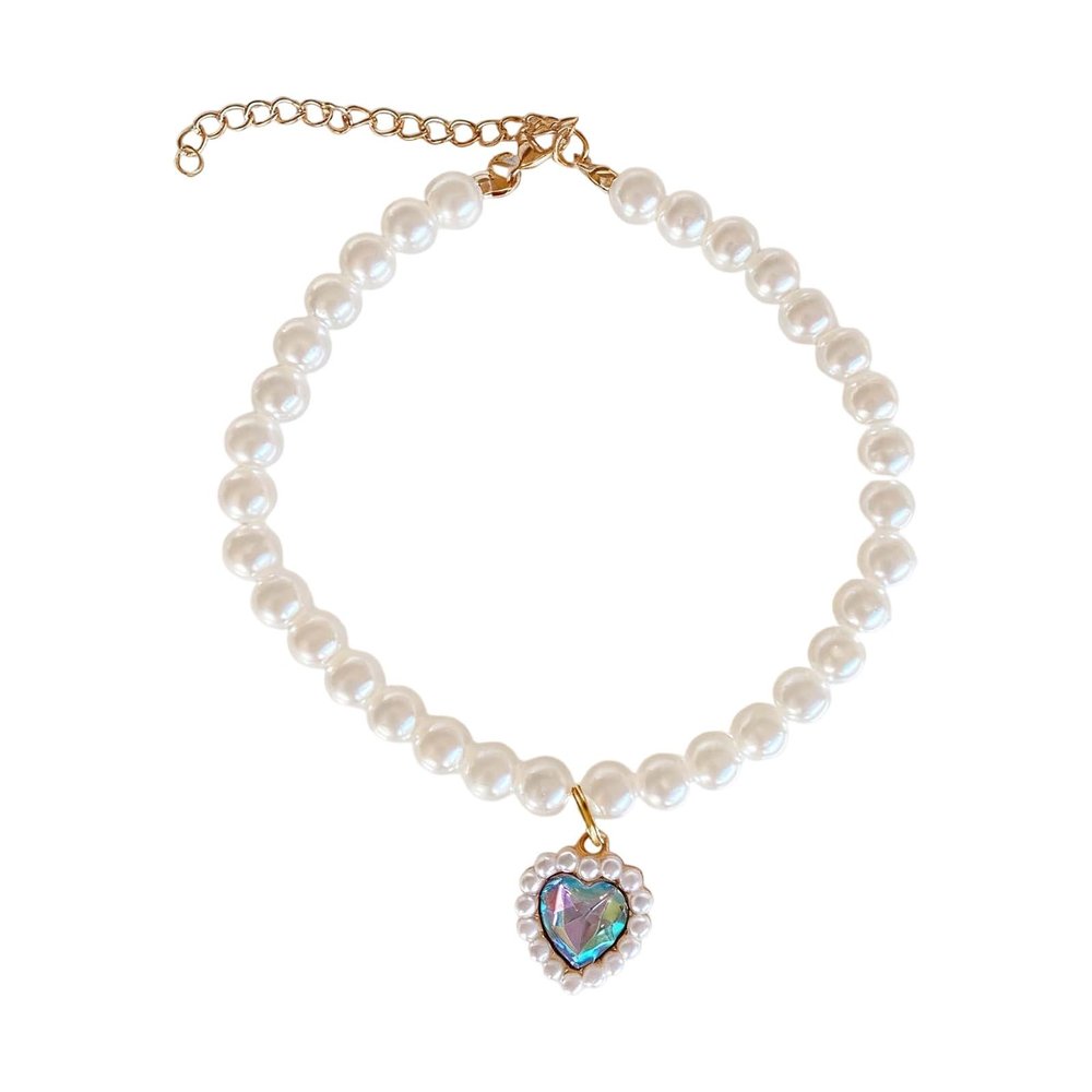 Elegant Pearl Necklace for Stylish Cat Collar