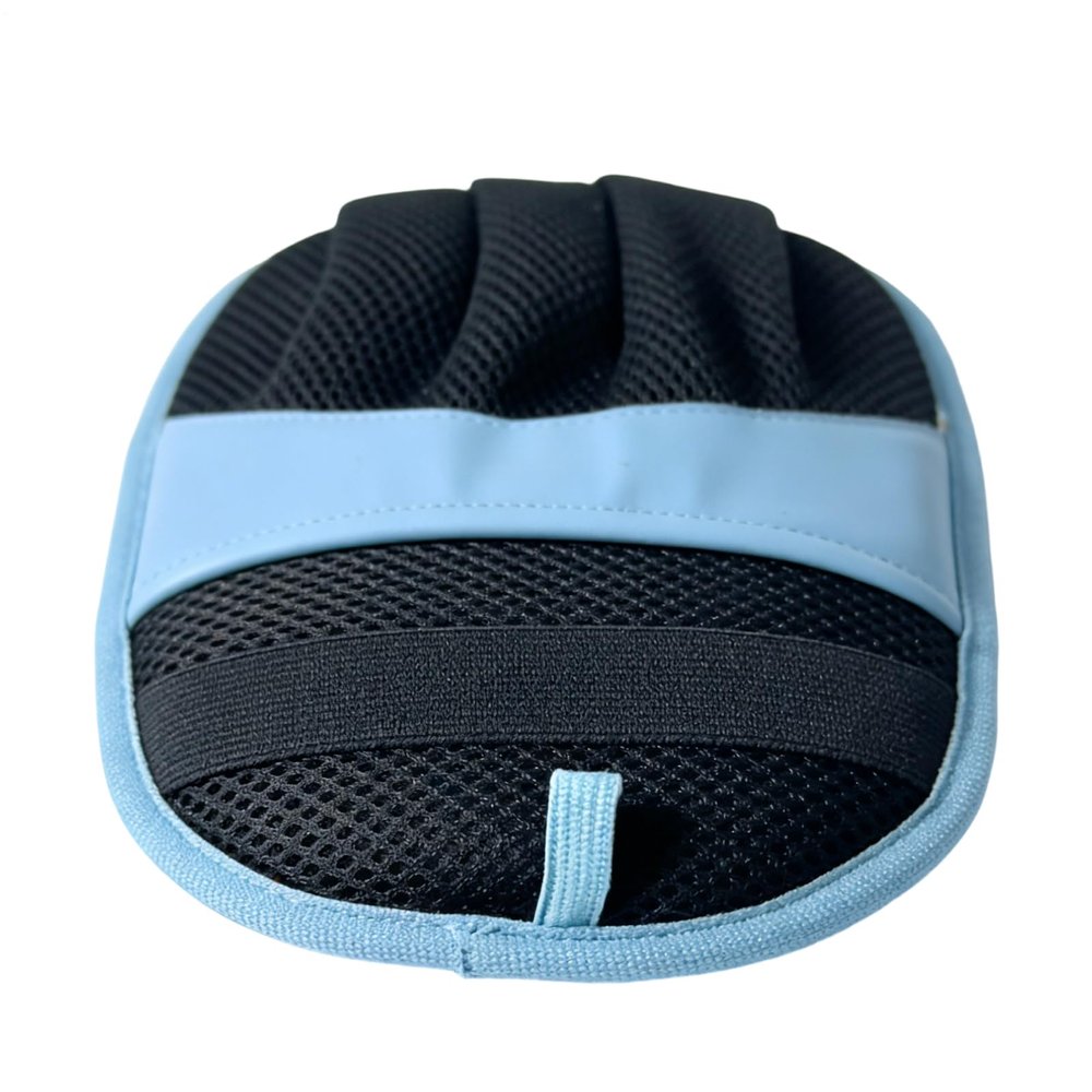 Pet Hair Removal Glove for Dogs and Cats - Reusable Five-Finger Grooming Brush