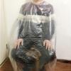 minkissy 100-Pack Disposable Hairdressing Capes, PE 110 x 150 cm view 2
