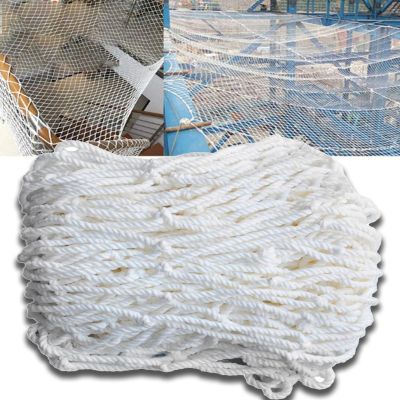 White Safety Net 9 x 10 m (30 x 33 ft) for Pets, Durable Climbing Rope Net (0.6 cm Diameter), Ideal for Railings, Staircases, Playgrounds, Terraces, and Indoor Balconies