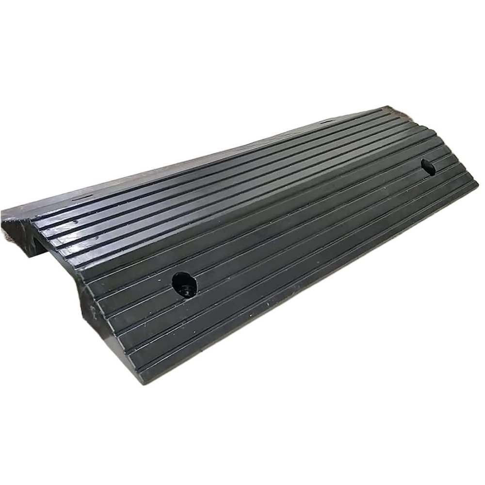 The Kerb Ramp Rubber Wheelchair Threshold Ramp with Frame 5080 x 3950 7.510 cm (80 x 50 x 10 cm)