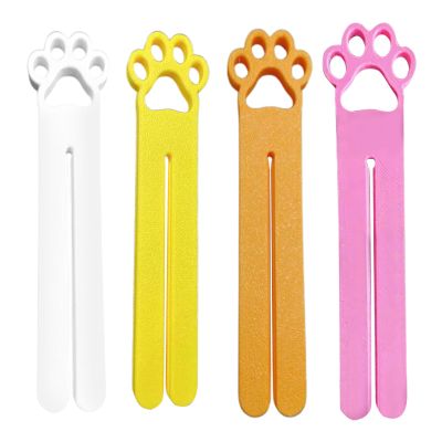 Xvilmaun 4-Piece Cat Treat Squeezer Set