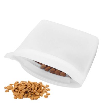 Silicone Treat Pouch, Waterproof Puppy Training Bag with Magnetic Closure