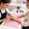 Nail Table Mats, 50-Pack, 3-Layer Protection, 32.49 x 45.01 cm view 3