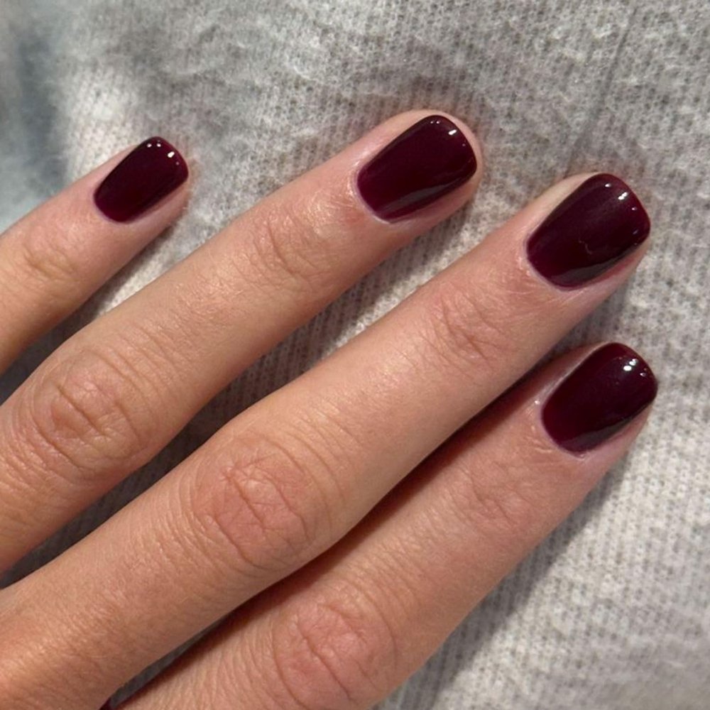 LunarCharm 24 Burgundy Press-On Nails, Extra Short, Glossy Jelly Gel, Round