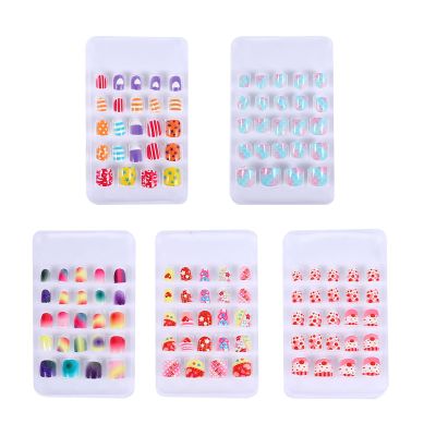 Abaodam 120-Piece Removable ABS Artificial Nails for Girls, Short, Various Colors